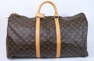 Louis Vuitton Keepal